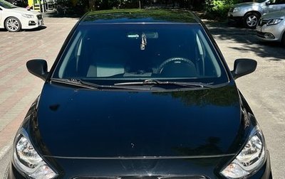 Hyundai Solaris II рестайлинг, 2014 год, 775 000 рублей, 1 фотография
