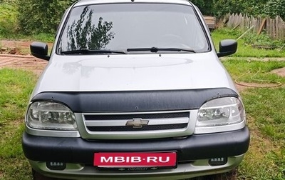 Chevrolet Niva I рестайлинг, 2003 год, 131 000 рублей, 1 фотография