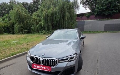 BMW 5 серия, 2022 год, 5 800 000 рублей, 16 фотография