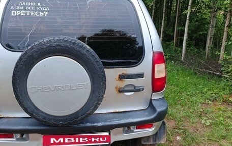 Chevrolet Niva I рестайлинг, 2003 год, 131 000 рублей, 3 фотография