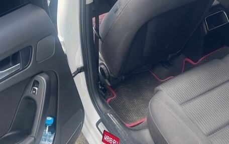Audi A4, 2014 год, 1 545 000 рублей, 10 фотография