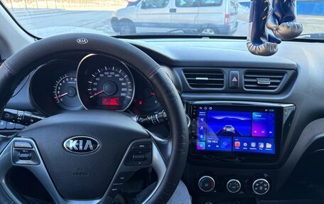 KIA Rio III рестайлинг, 2017 год, 999 000 рублей, 3 фотография