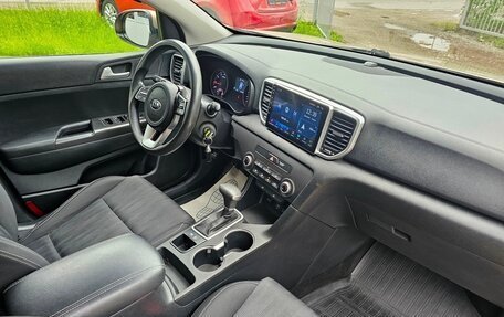 KIA Sportage IV рестайлинг, 2018 год, 1 550 000 рублей, 13 фотография