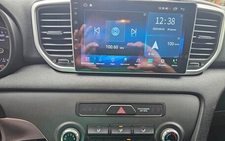 KIA Sportage IV рестайлинг, 2018 год, 1 550 000 рублей, 11 фотография
