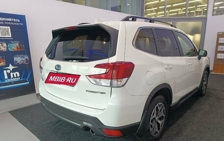 Subaru Forester, 2021 год, 4 600 000 рублей, 6 фотография