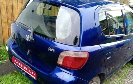 Toyota Vitz, 2000 год, 350 000 рублей, 3 фотография