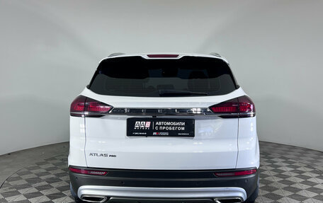 Geely Atlas, 2023 год, 1 540 000 рублей, 7 фотография