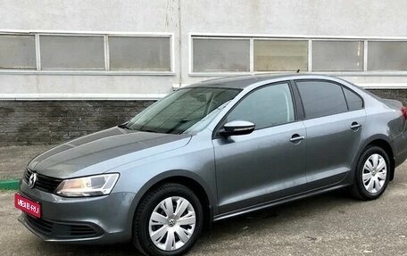 Volkswagen Jetta VI, 2014 год, 1 000 000 рублей, 1 фотография