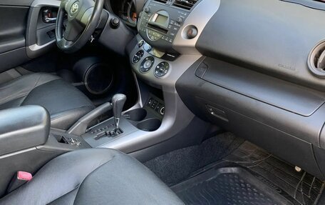 Toyota RAV4, 2007 год, 1 650 000 рублей, 14 фотография
