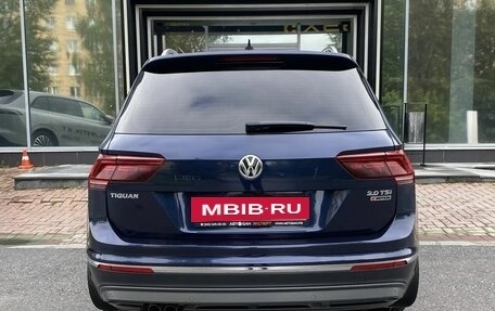 Volkswagen Tiguan II, 2017 год, 2 649 000 рублей, 5 фотография