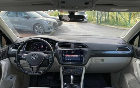 Volkswagen Tiguan II, 2017 год, 2 649 000 рублей, 24 фотография