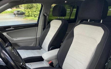 Volkswagen Tiguan II, 2017 год, 2 649 000 рублей, 33 фотография