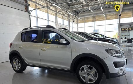 Renault Sandero II рестайлинг, 2016 год, 810 000 рублей, 4 фотография