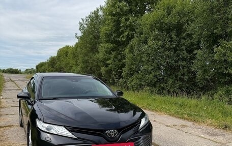 Toyota Camry, 2018 год, 2 450 000 рублей, 5 фотография