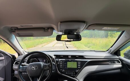 Toyota Camry, 2018 год, 2 450 000 рублей, 11 фотография