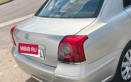 Toyota Avensis III рестайлинг, 2006 год, 675 000 рублей, 4 фотография