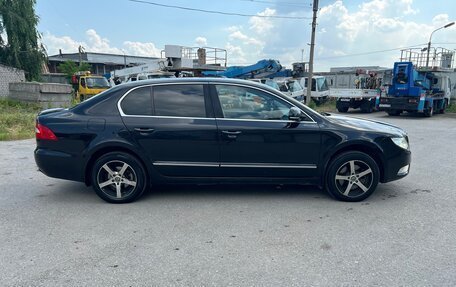Skoda Superb III рестайлинг, 2012 год, 665 000 рублей, 8 фотография