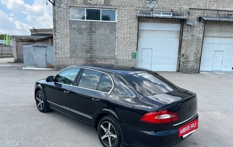 Skoda Superb III рестайлинг, 2012 год, 665 000 рублей, 5 фотография
