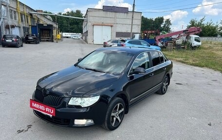 Skoda Superb III рестайлинг, 2012 год, 665 000 рублей, 3 фотография