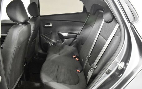 KIA Rio III рестайлинг, 2015 год, 843 100 рублей, 9 фотография