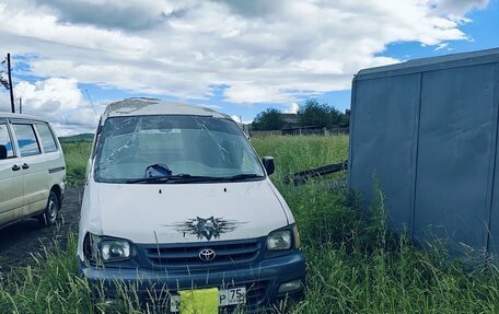 Toyota Town Ace III, 2000 год, 250 000 рублей, 1 фотография