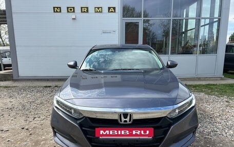 Honda Accord IX рестайлинг, 2019 год, 1 800 000 рублей, 2 фотография