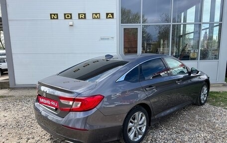 Honda Accord IX рестайлинг, 2019 год, 1 800 000 рублей, 4 фотография