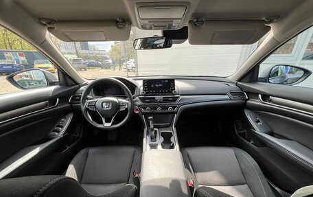 Honda Accord IX рестайлинг, 2019 год, 1 800 000 рублей, 14 фотография