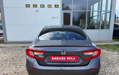 Honda Accord IX рестайлинг, 2019 год, 1 800 000 рублей, 5 фотография