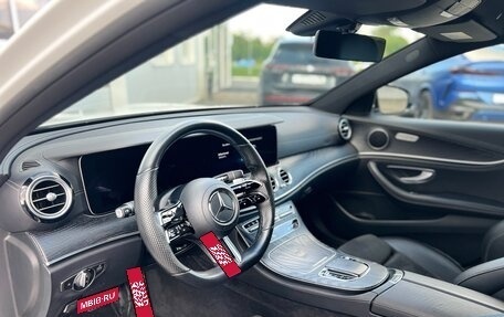 Mercedes-Benz E-Класс, 2021 год, 3 989 000 рублей, 19 фотография