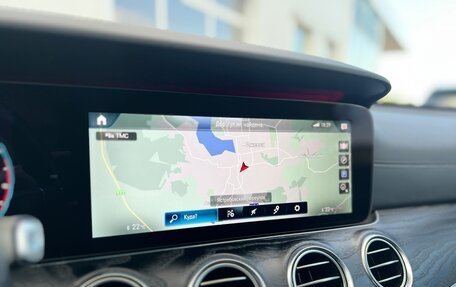 Mercedes-Benz E-Класс, 2021 год, 3 989 000 рублей, 33 фотография