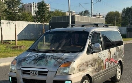 Hyundai Starex I рестайлинг, 2004 год, 570 000 рублей, 1 фотография