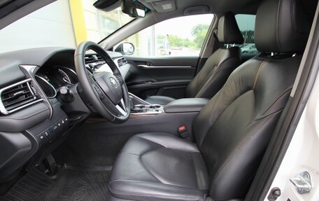 Toyota Camry, 2019 год, 2 785 000 рублей, 12 фотография