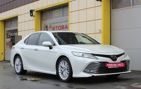 Toyota Camry, 2019 год, 2 785 000 рублей, 8 фотография