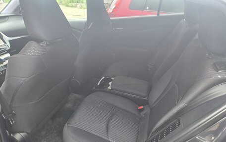 Toyota Prius IV XW50, 2017 год, 1 820 000 рублей, 14 фотография
