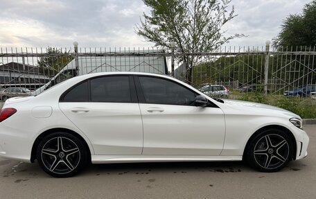 Mercedes-Benz C-Класс, 2019 год, 3 000 000 рублей, 15 фотография