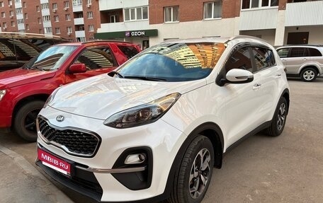 KIA Sportage IV рестайлинг, 2020 год, 2 450 000 рублей, 2 фотография