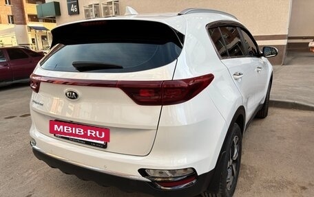 KIA Sportage IV рестайлинг, 2020 год, 2 450 000 рублей, 4 фотография