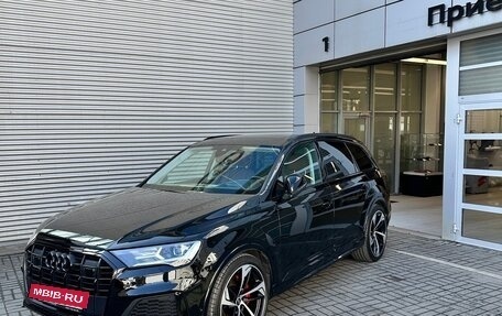 Audi Q7, 2023 год, 12 000 000 рублей, 4 фотография