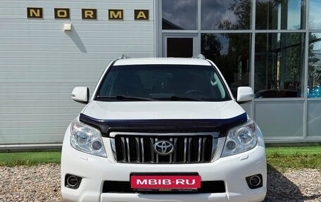 Toyota Land Cruiser Prado 150 рестайлинг 2, 2010 год, 2 400 000 рублей, 2 фотография