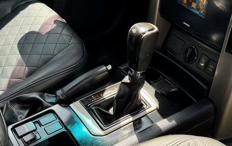 Toyota Land Cruiser Prado 150 рестайлинг 2, 2010 год, 2 400 000 рублей, 14 фотография