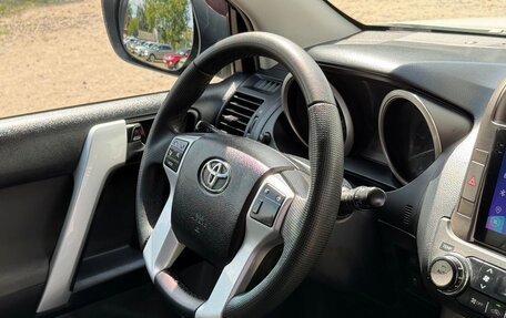 Toyota Land Cruiser Prado 150 рестайлинг 2, 2010 год, 2 400 000 рублей, 10 фотография