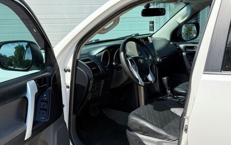 Toyota Land Cruiser Prado 150 рестайлинг 2, 2010 год, 2 400 000 рублей, 13 фотография