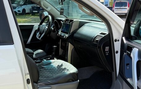 Toyota Land Cruiser Prado 150 рестайлинг 2, 2010 год, 2 400 000 рублей, 18 фотография