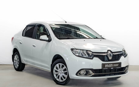 Renault Logan II, 2018 год, 800 000 рублей, 3 фотография
