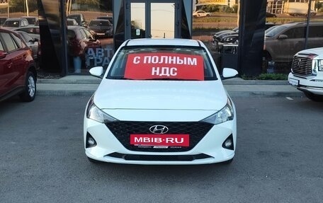 Hyundai Solaris II рестайлинг, 2021 год, 1 630 000 рублей, 2 фотография