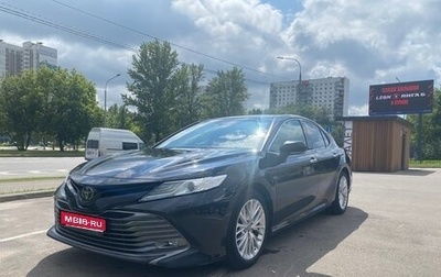 Toyota Camry, 2018 год, 2 300 000 рублей, 1 фотография