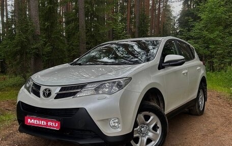 Toyota RAV4, 2014 год, 1 700 000 рублей, 1 фотография