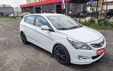 Hyundai Solaris II рестайлинг, 2015 год, 970 000 рублей, 2 фотография