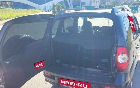 Chevrolet Niva I рестайлинг, 2013 год, 750 000 рублей, 10 фотография